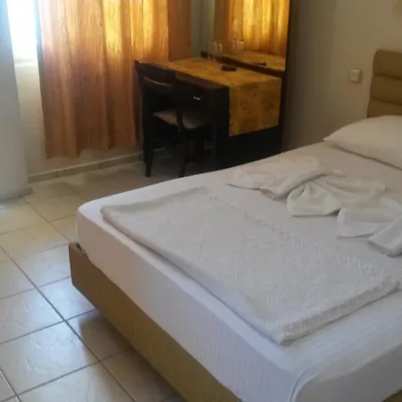 Hotel La *